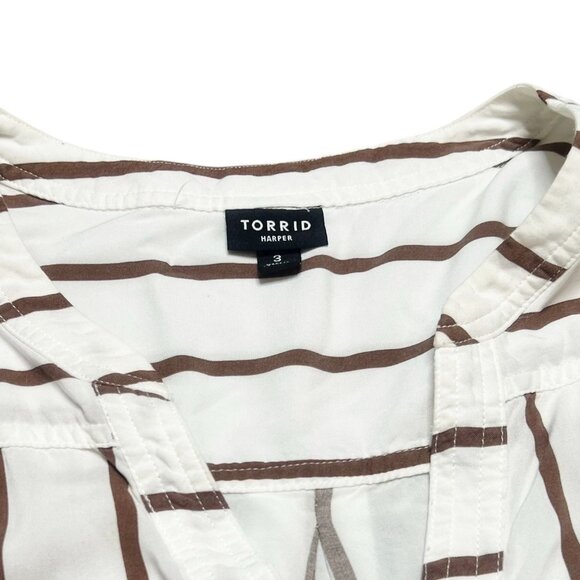 Torrid Harper Top Womens Size 3X (Torrid Size 3) White Brown Roll Tab Sleeves - Picture 3 of 4